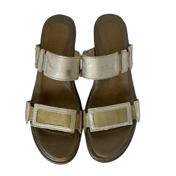 NAOT Wedge Sandals Shoes EU 39 or US 8.5 Comfort Summer Vacation Cruise Resort - Picture 1 of 7